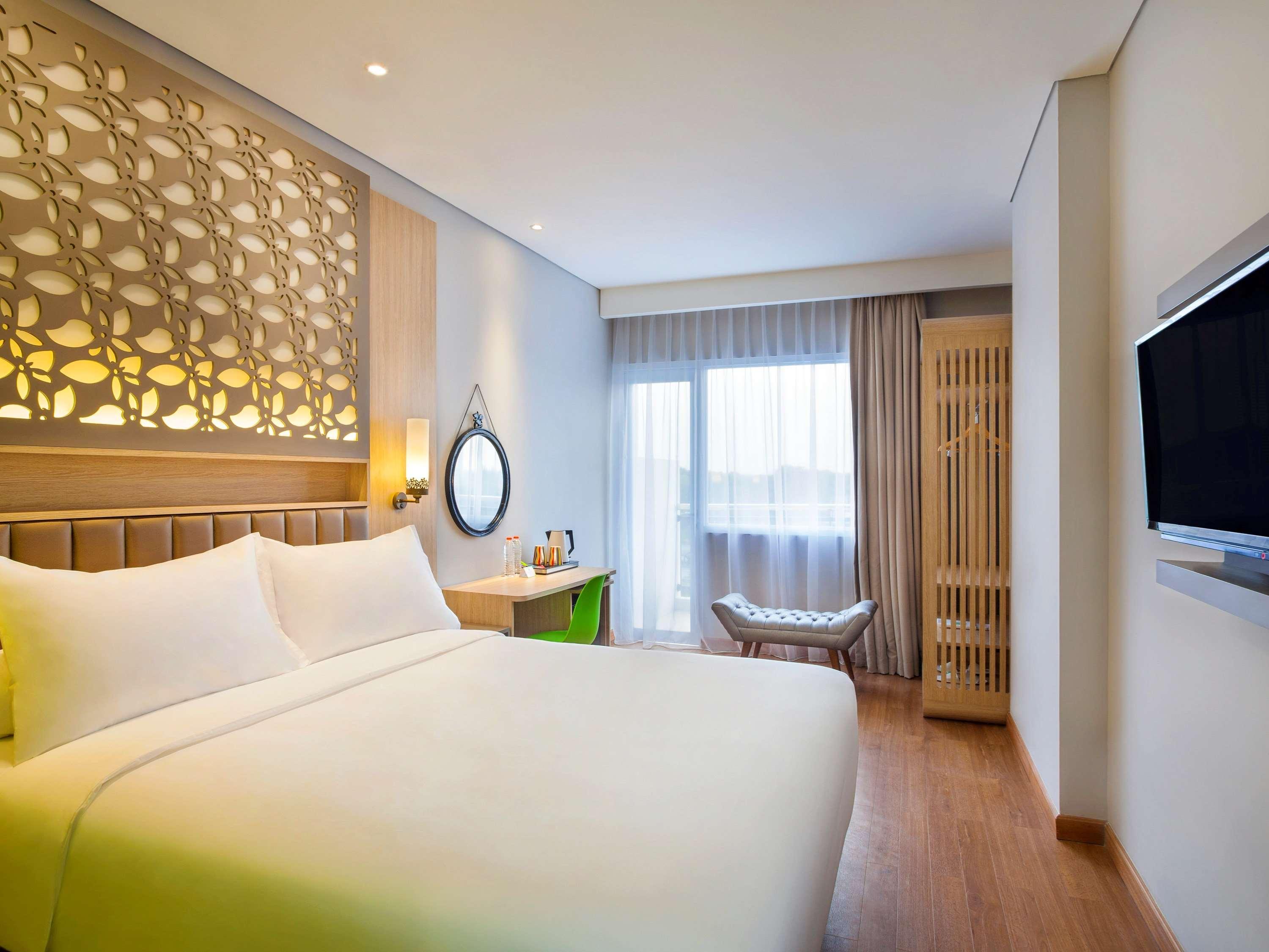 Ibis Styles Cikarang Hotel Bekasi Buitenkant foto