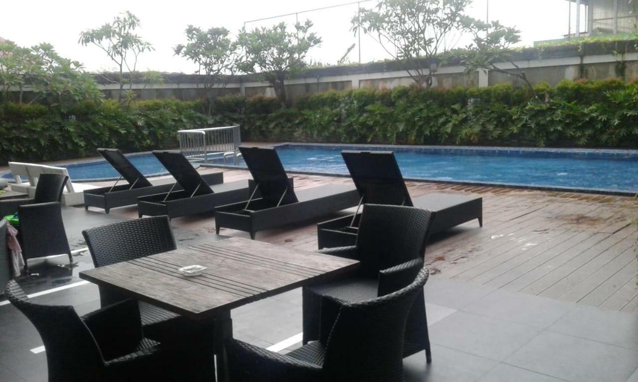 Ibis Styles Cikarang Hotel Bekasi Buitenkant foto